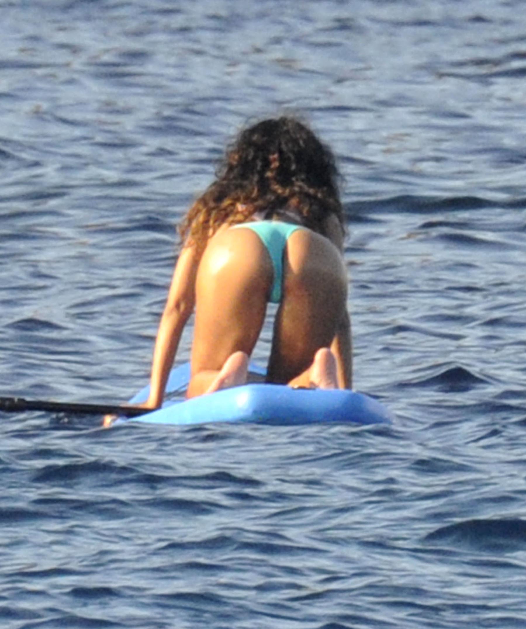 Rihanna-2