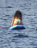 Rihanna-3