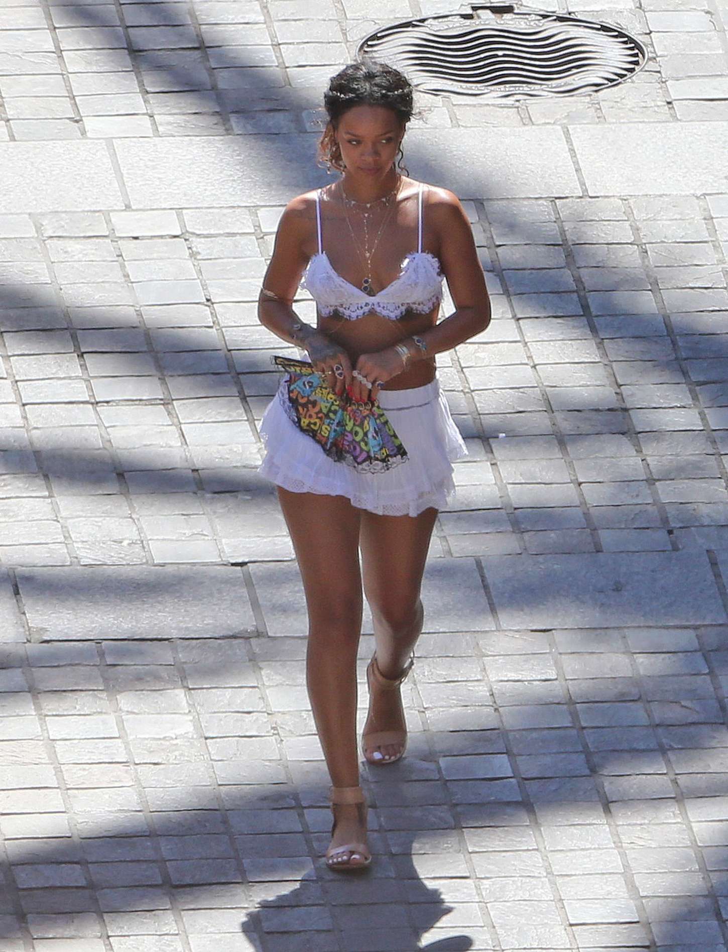Rihanna-30