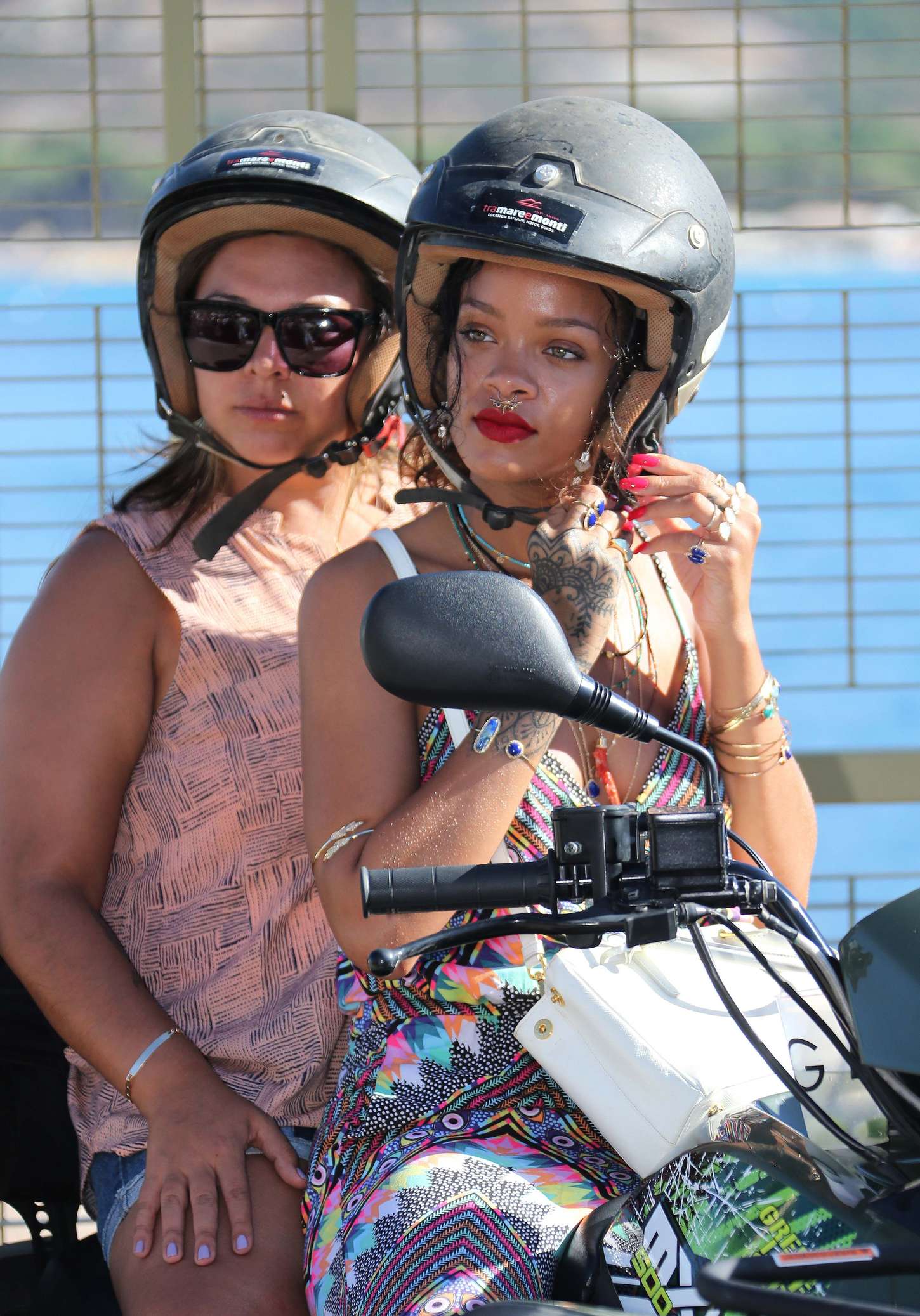 Rihanna-32