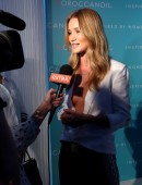 Rosie-Huntington-Whiteley-554
