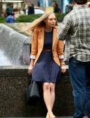 Amanda-Seyfriedand-Mark-Wahlberg-5