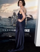 Anne-Hathaway-903