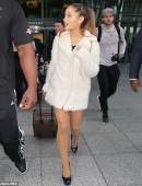 Ariana-Grande-210