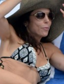 Bethenny-Frankel-in-Bikini-7