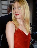 Dakota-Fanning-102