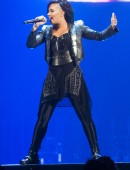 Demi-Lovato-310