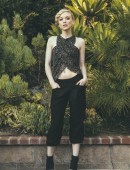 Emily-Kinney-3