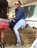 Jennifer Lopez and her twins at the pumpkin patch  Pt 3