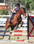 Kaley-Cuoco-Riding-Horse-LA-4