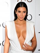 Kim-Kardashian-906