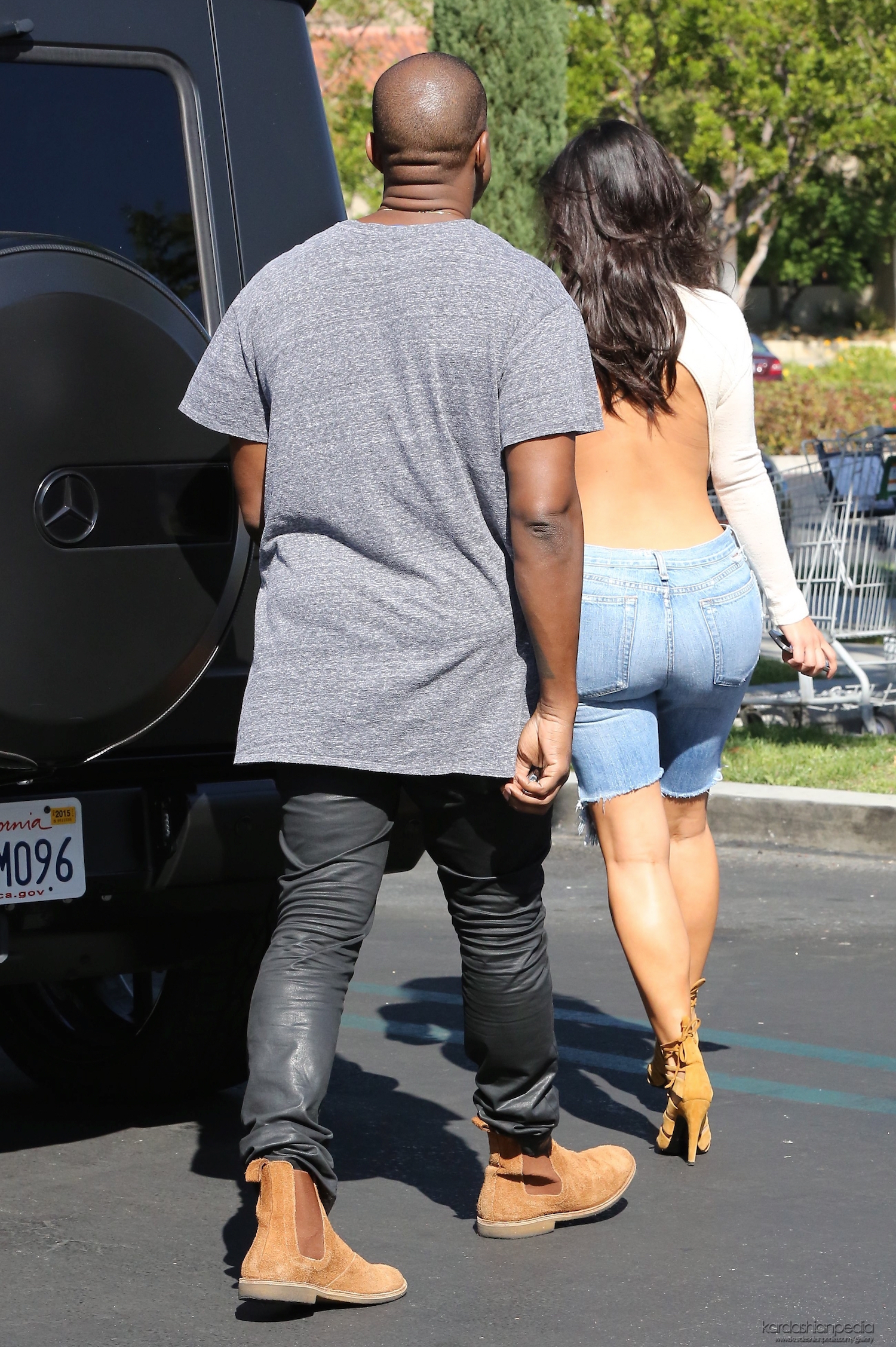 Kim-Kardashian-Booty-706
