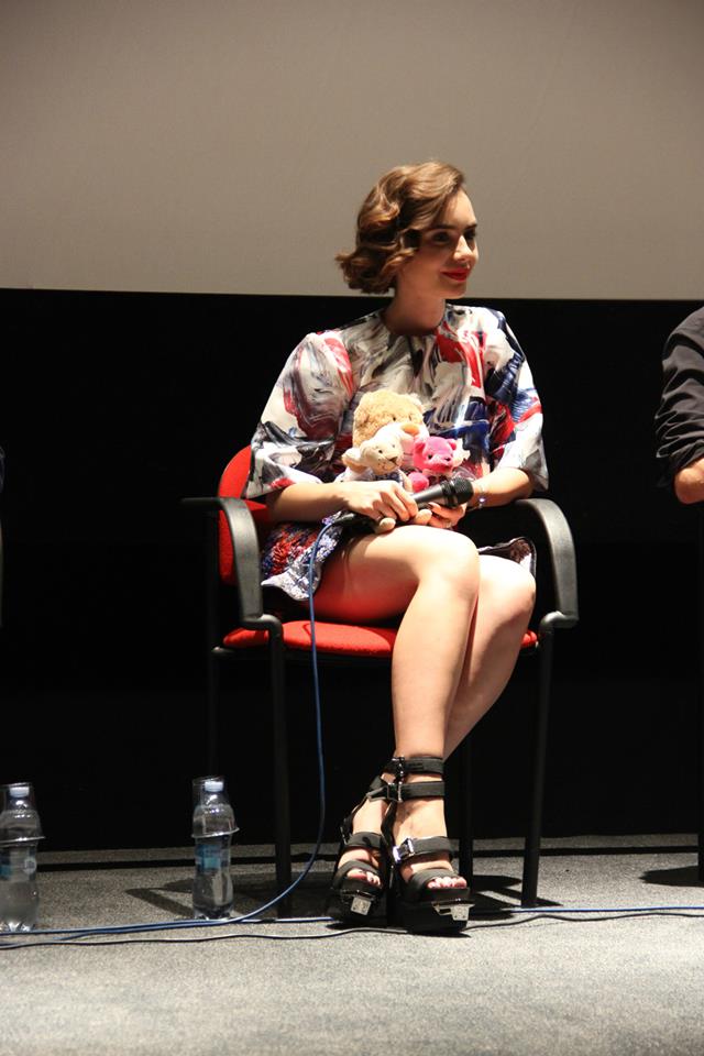 Lily-Collins-Love-Rosie-Press-Conference-10