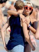 Lourdes-Leon-657