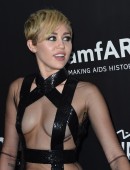 Miley-Cyrus-971