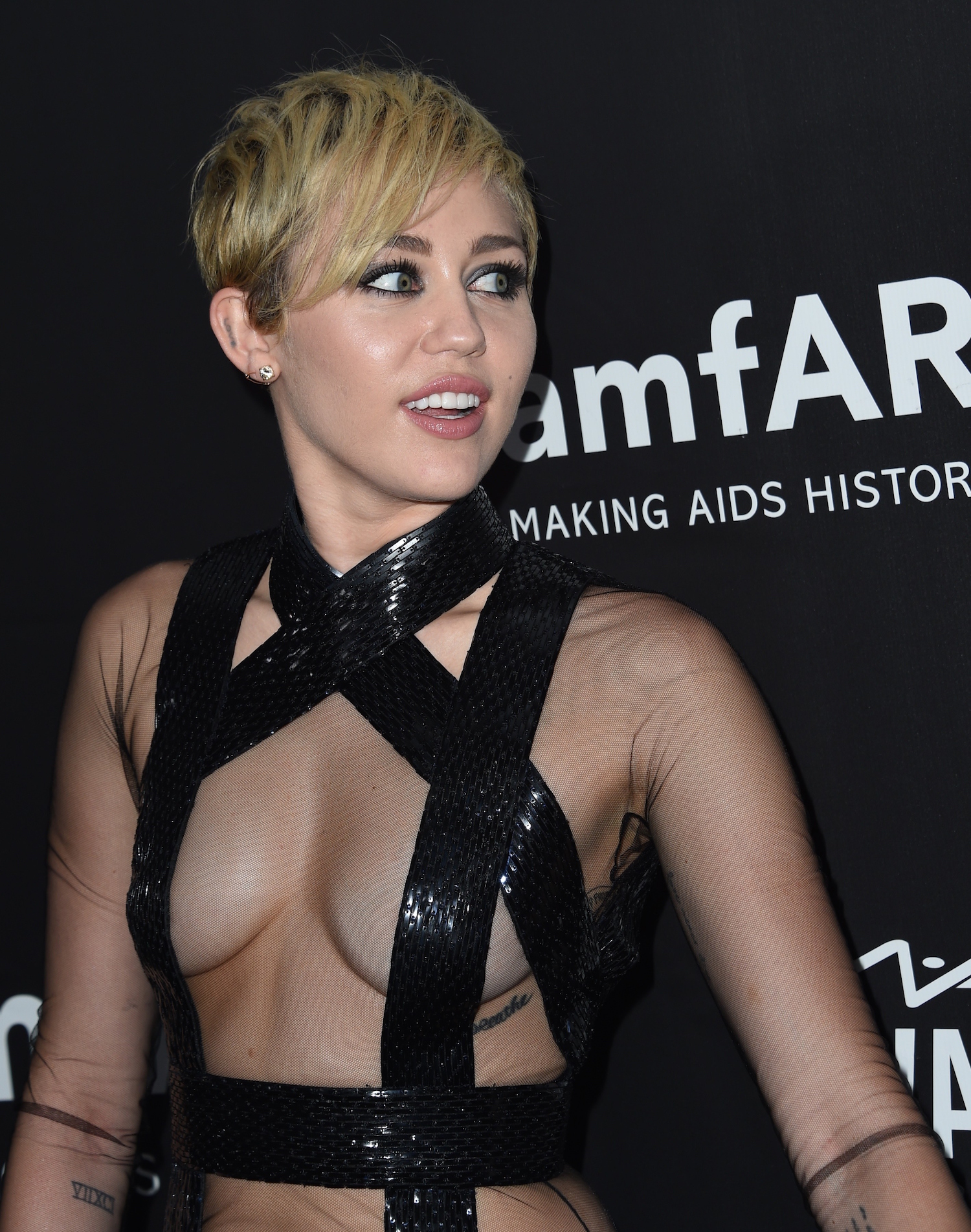 Miley-Cyrus-971