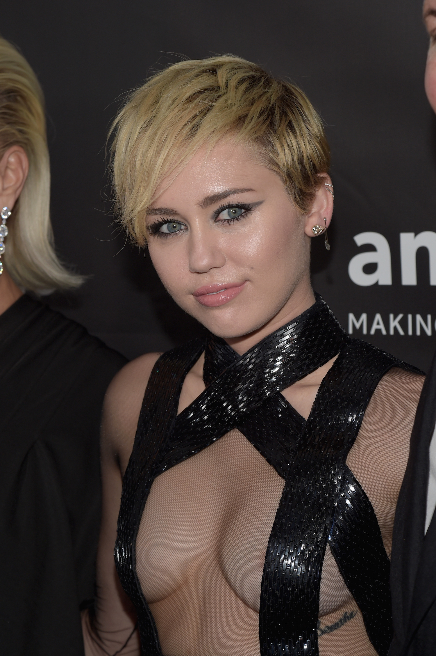 Miley-Cyrus-984