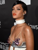 Rihanna-976