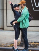 Scarlett Johansson and Romain Dauriac kissing in NYC