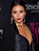 Shay-Mitchell-604