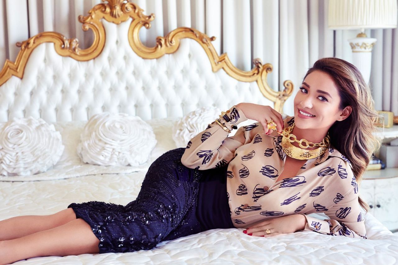 Shay-Mitchell-Glamour-Magazine-7