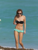 Bella-Thorne-in-Bikini-13