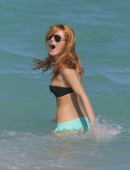 Bella-Thorne-in-Bikini-7