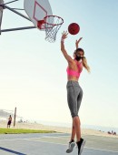 Candice-Swanepoel-902