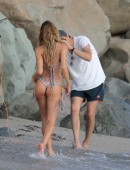 Candice-Swanepoel-Caribbean-1
