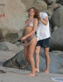 Candice-Swanepoel-Caribbean-4