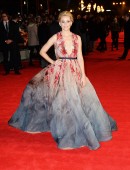 Elizabeth-Banks-306