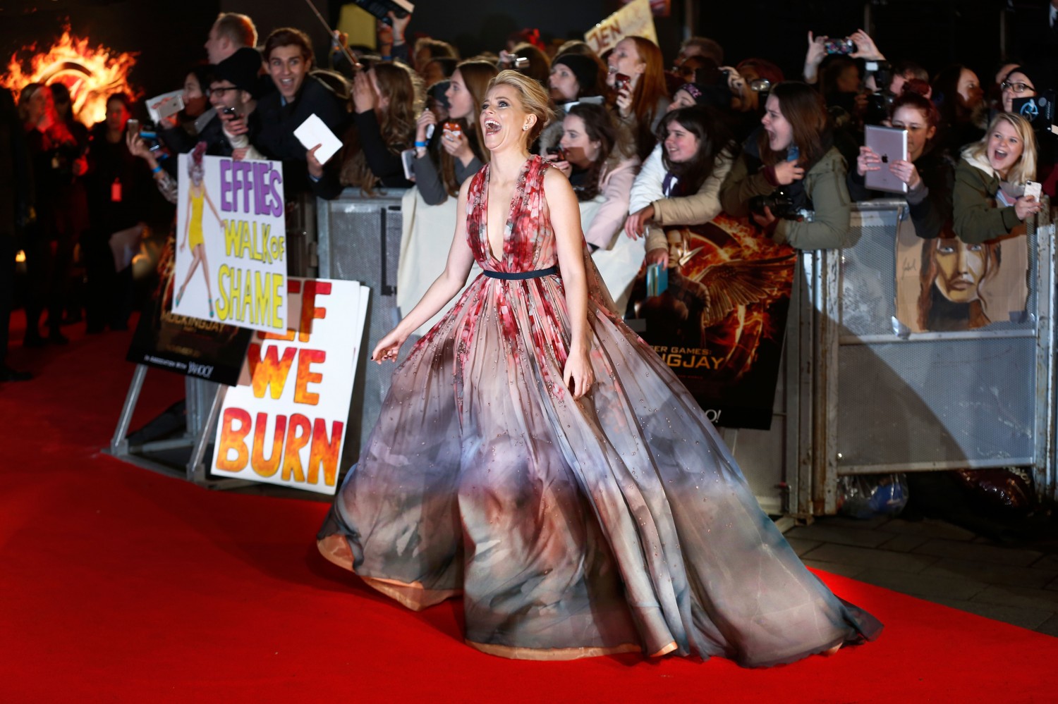 Elizabeth-Banks-310