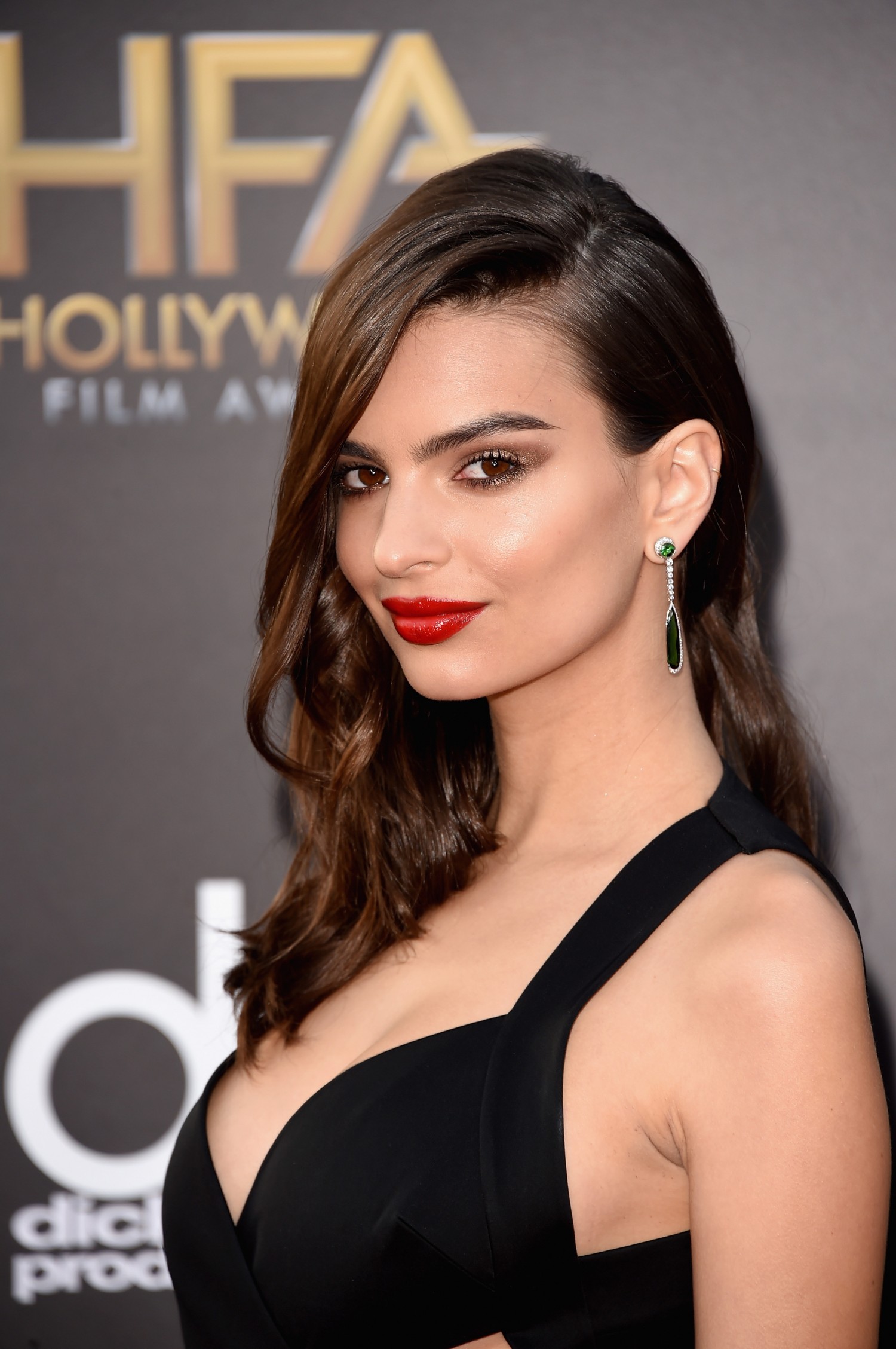 Emily-Ratajkowski-422