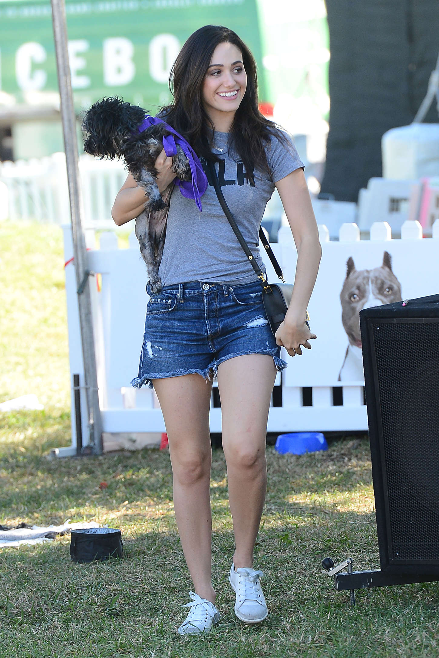Emmy-Rossum-NKLA-Adoption-Event-3