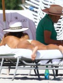 Eva-Longoria-in-Bikini-1