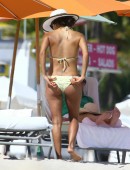 Eva-Longoria-in-Bikini-10