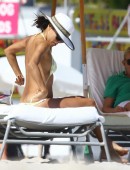 Eva-Longoria-in-Bikini-7