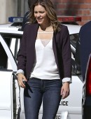 Katharine-Mcphee-Booty-in-Jeans-5