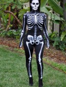 Kim-Kardashian-Zombie-Halloween-1