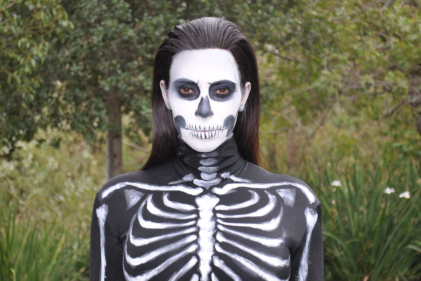 Kim-Kardashian-Zombie-Halloween-5