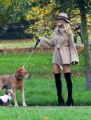 Kimberley Garner London 4