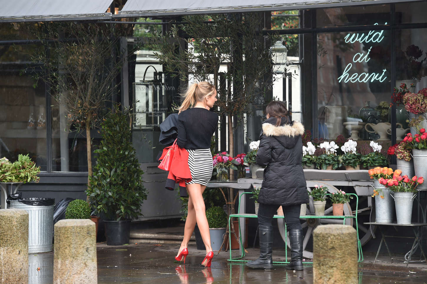 Kimberley-Garner-in-Rain-under-Umbrella-3