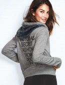 Lily-Aldridge-Victoria's-Secret-November-2014-9