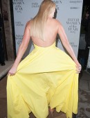 Margot-Robbie-Harpers-Bazaar-8