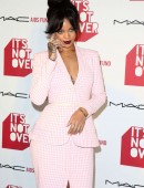 Rihanna-610