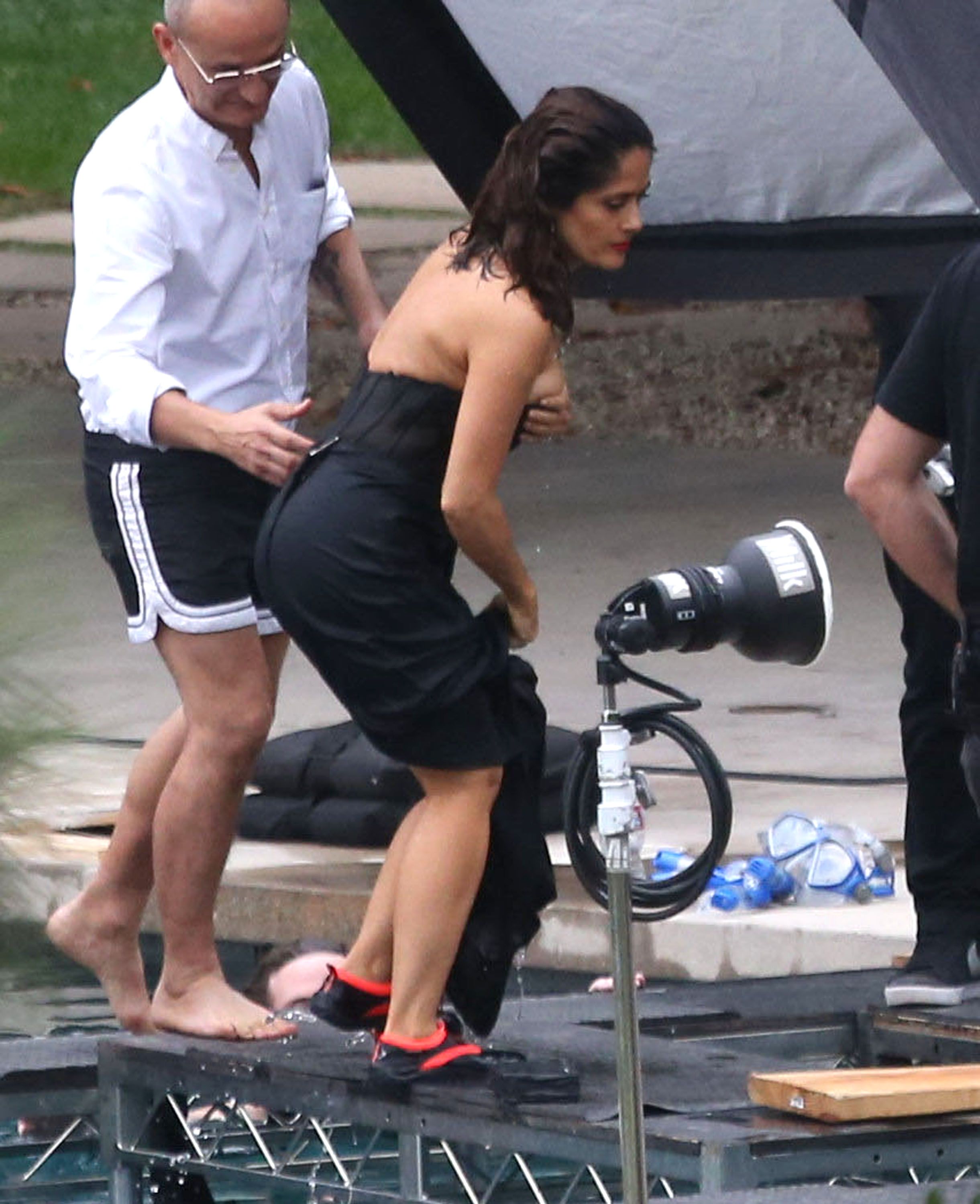 Salma-Hayek-Photoshoot-LA-9