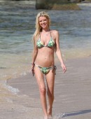 Tara-Reid-351