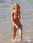 Tara-Reid-361