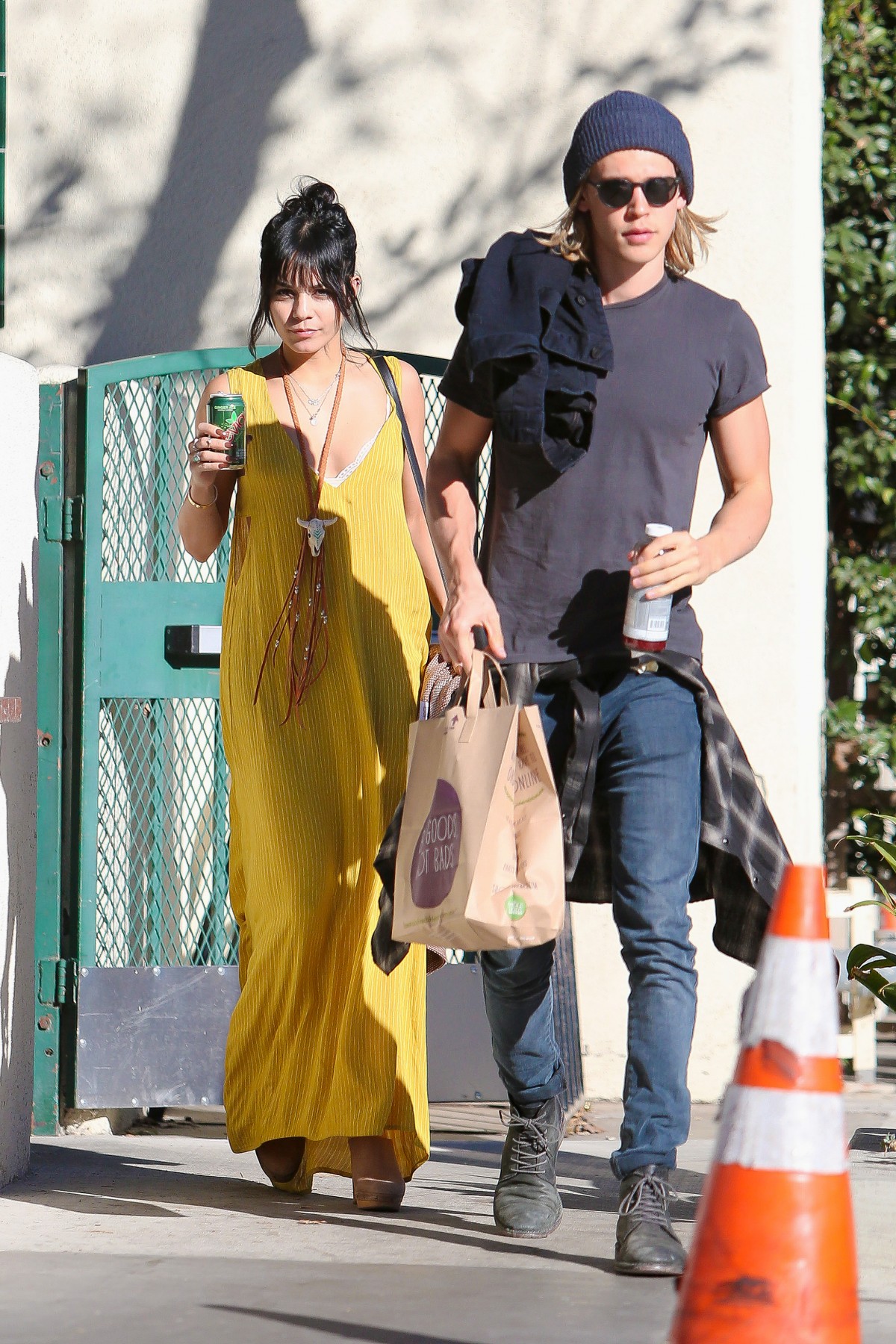 Vanessa-Hudgens-856
