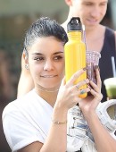 Vanessa-Hudgens-Booty-Gym-6
